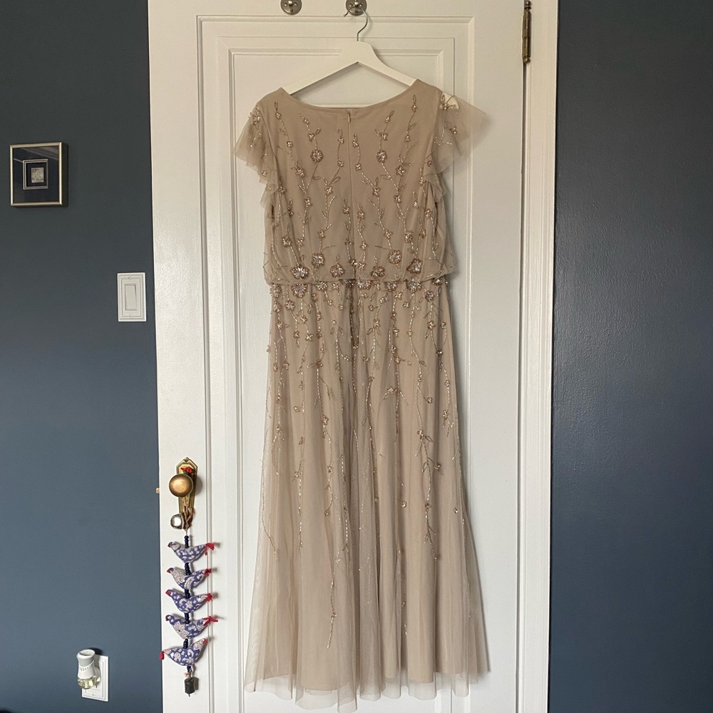 ADRIANNA PAPELL Hand-Beaded Signature Blouson Midi Cocktail Dress in Biccotti